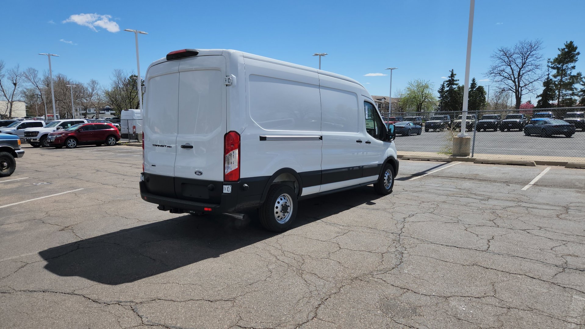 New 2026 Oxford White Ford Base image 14