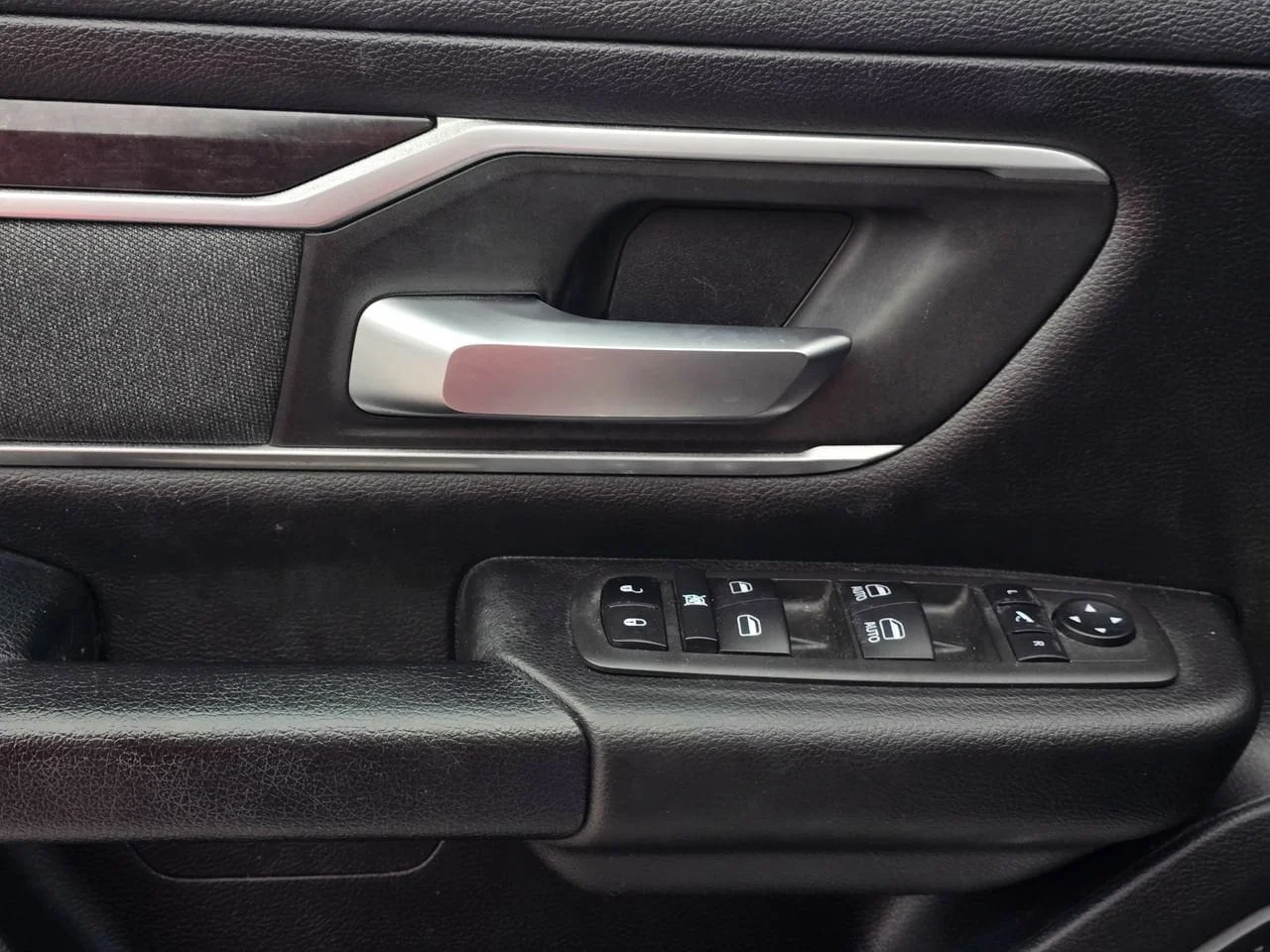 Used 2022  Ram Big Horn image 8