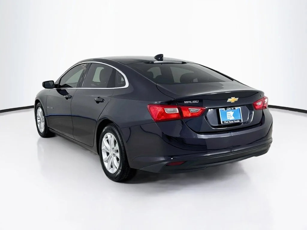 Used 2023 Dark Ash Metallic Chevrolet LT image 5