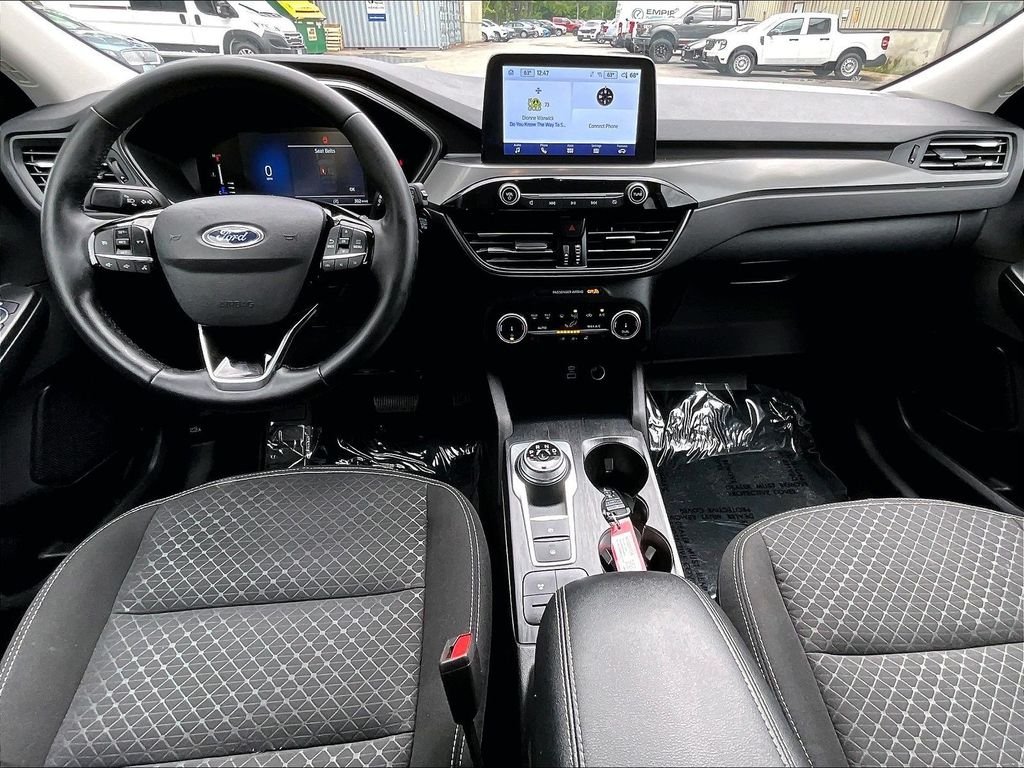 Used 2023 White Metallic Ford Active image 21