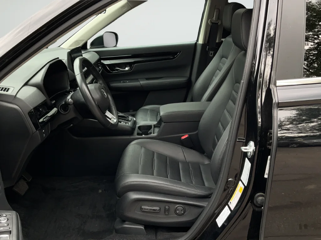 Used 2024 Black Honda EX-L image 10