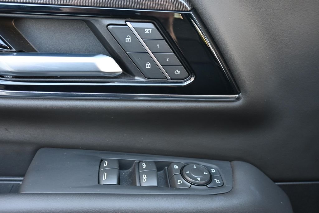 Used 2025 Sterling GMC Elevation image 21