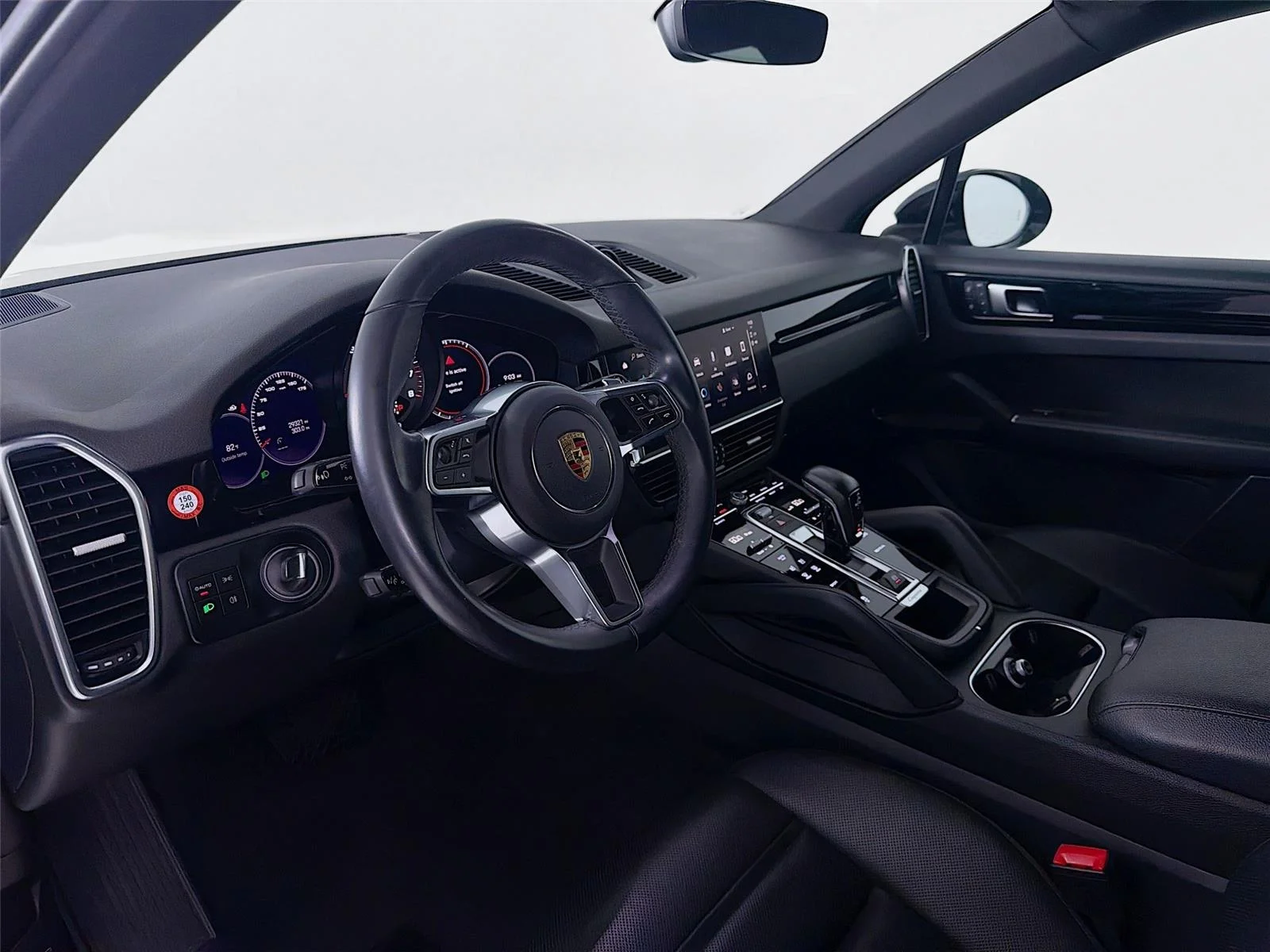Used 2023  Porsche Base image 4