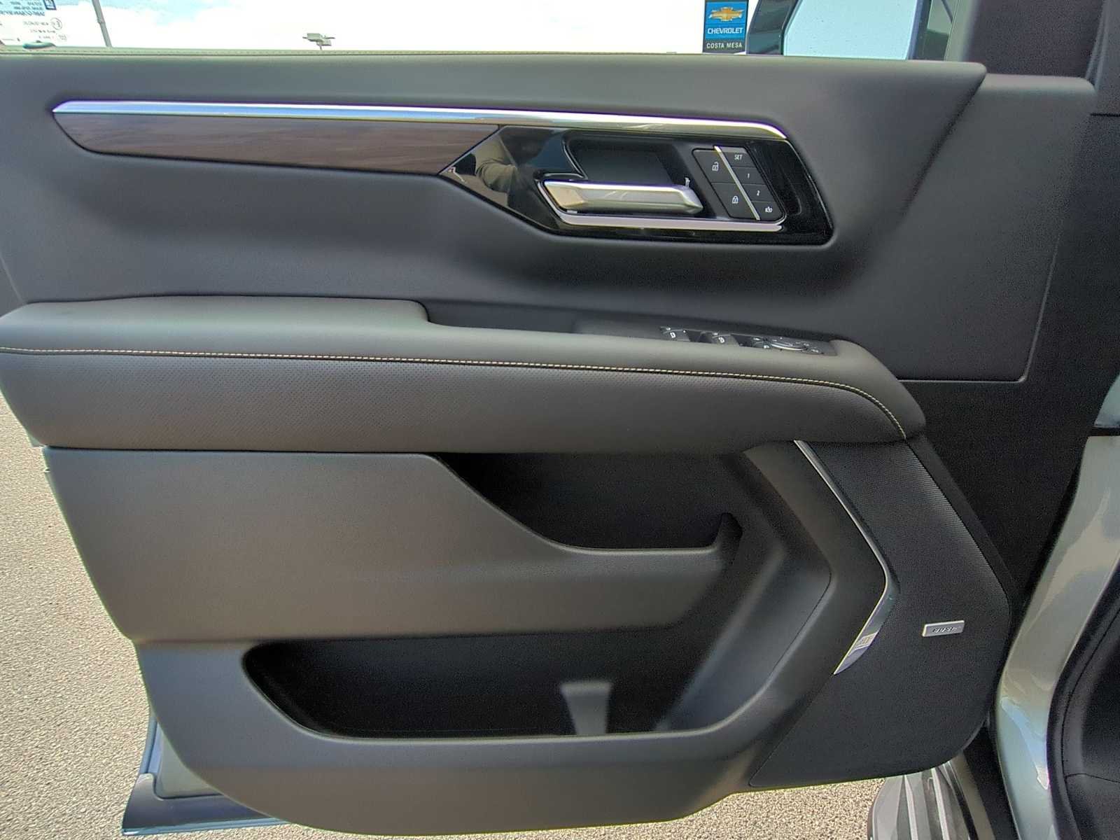 New 2026 Sterling Gray Metallic Chevrolet Premier image 10