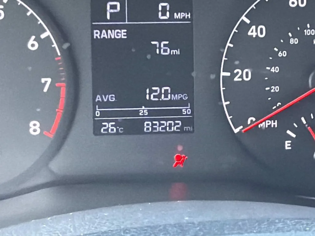 Used 2020 Olympus Silver Hyundai SE image 14