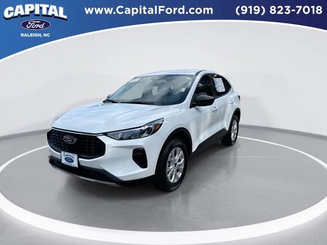 Used 2025 White Ford Active image 4