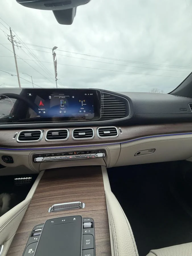 New 2026 White Mercedes-Benz Gls 450 4matic Suv image 25