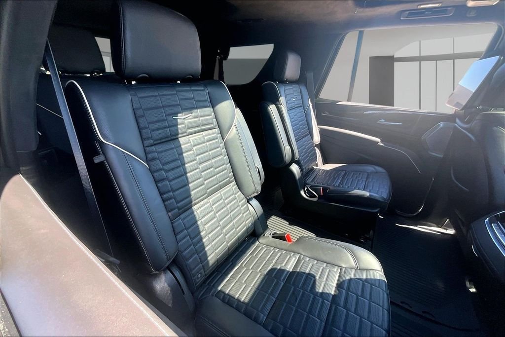 Used 2024 Gray Cadillac Sport Platinum image 28