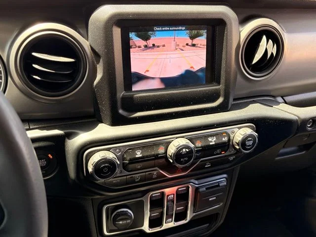 Certified Used 2023 White/off-white Jeep Willys image 15