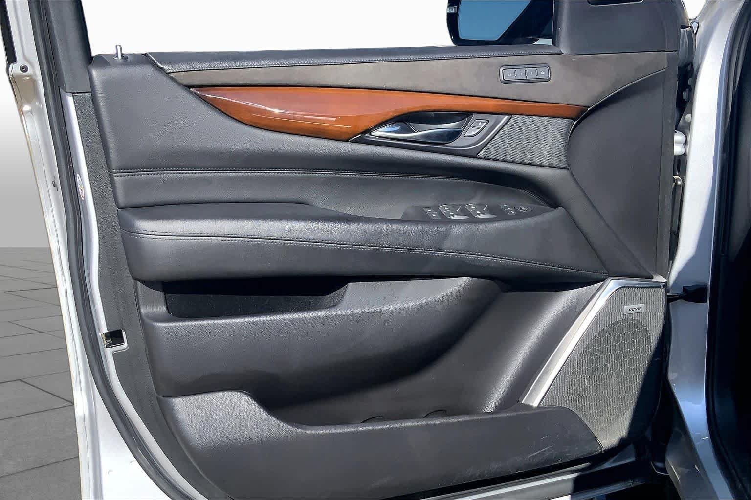 Used 2020 Radiant Silver Metallic Cadillac Premium Luxury image 22