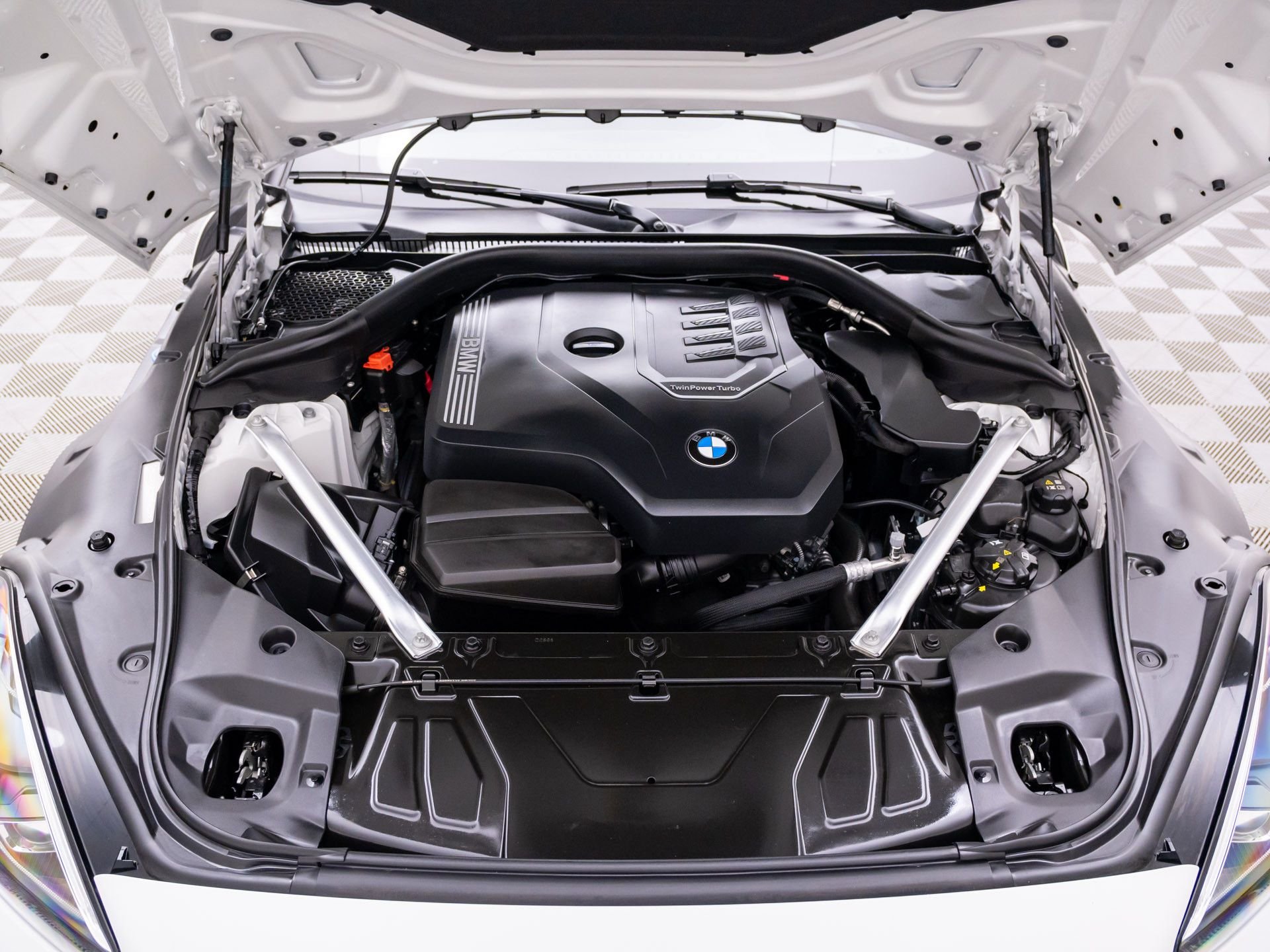 Certified Used 2026 Alpine White BMW sDrive30i image 31