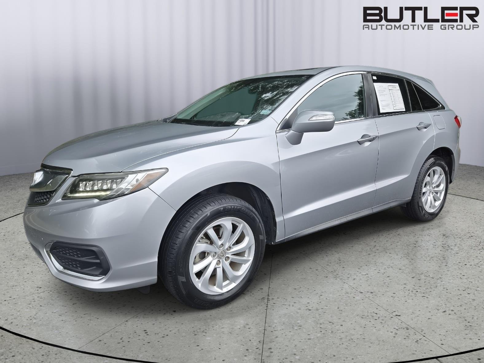 Used 2017 Lunar Silver Metallic Acura w/Technology Pkg image 1