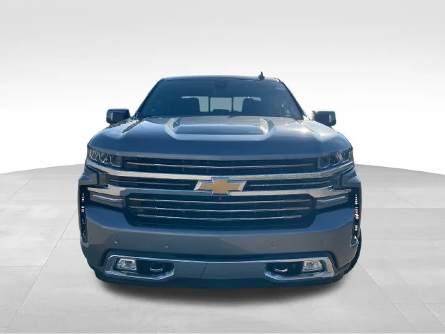 Used 2020 Gray Chevrolet High Country image 12