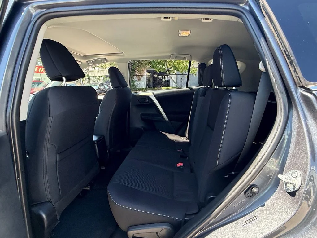 Used 2013 Gray Toyota XLE image 12