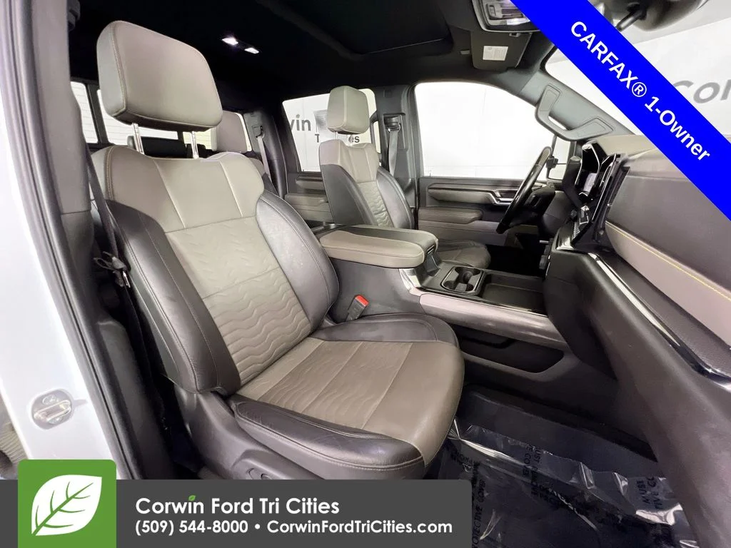 Used 2024 Summit White Chevrolet ZR2 image 18