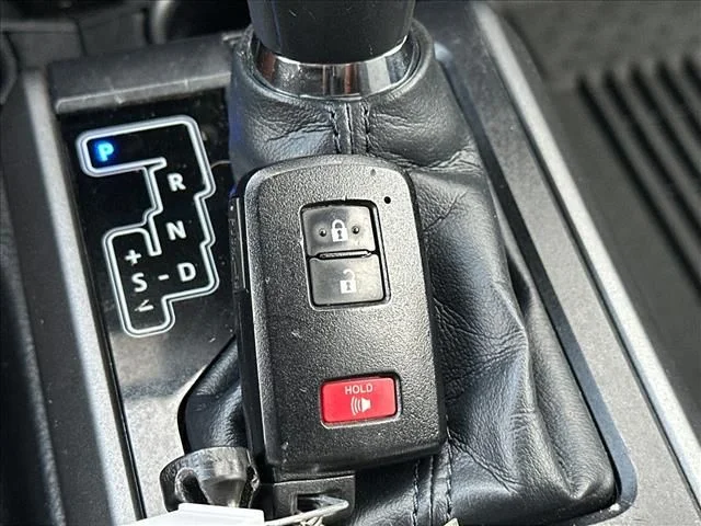 Used 2021  Toyota TRD Off-Road image 31