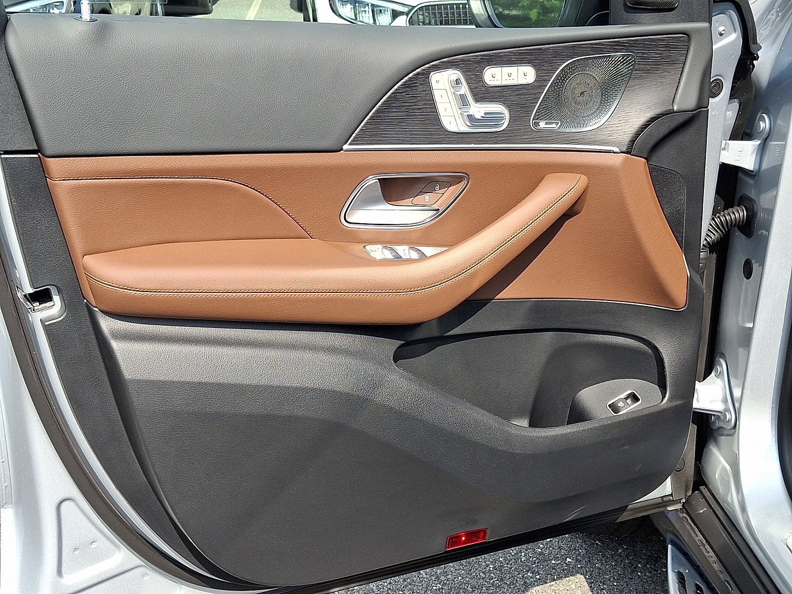 New 2026 Cirrus Silver Metallic Mercedes-Benz GLE 350 image 7