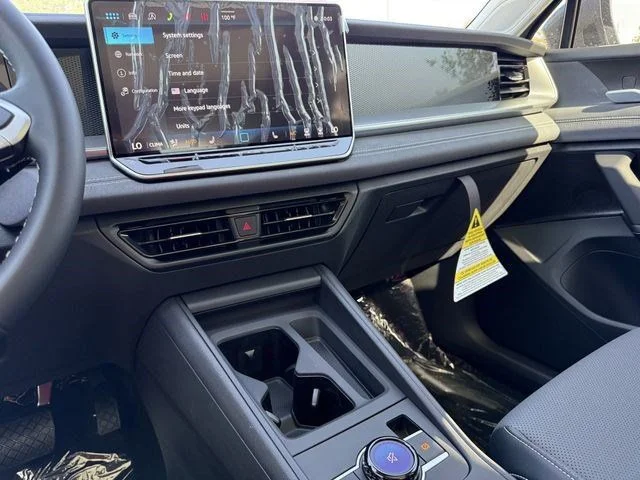 New 2026 Black Volkswagen 2.0T SE image 12