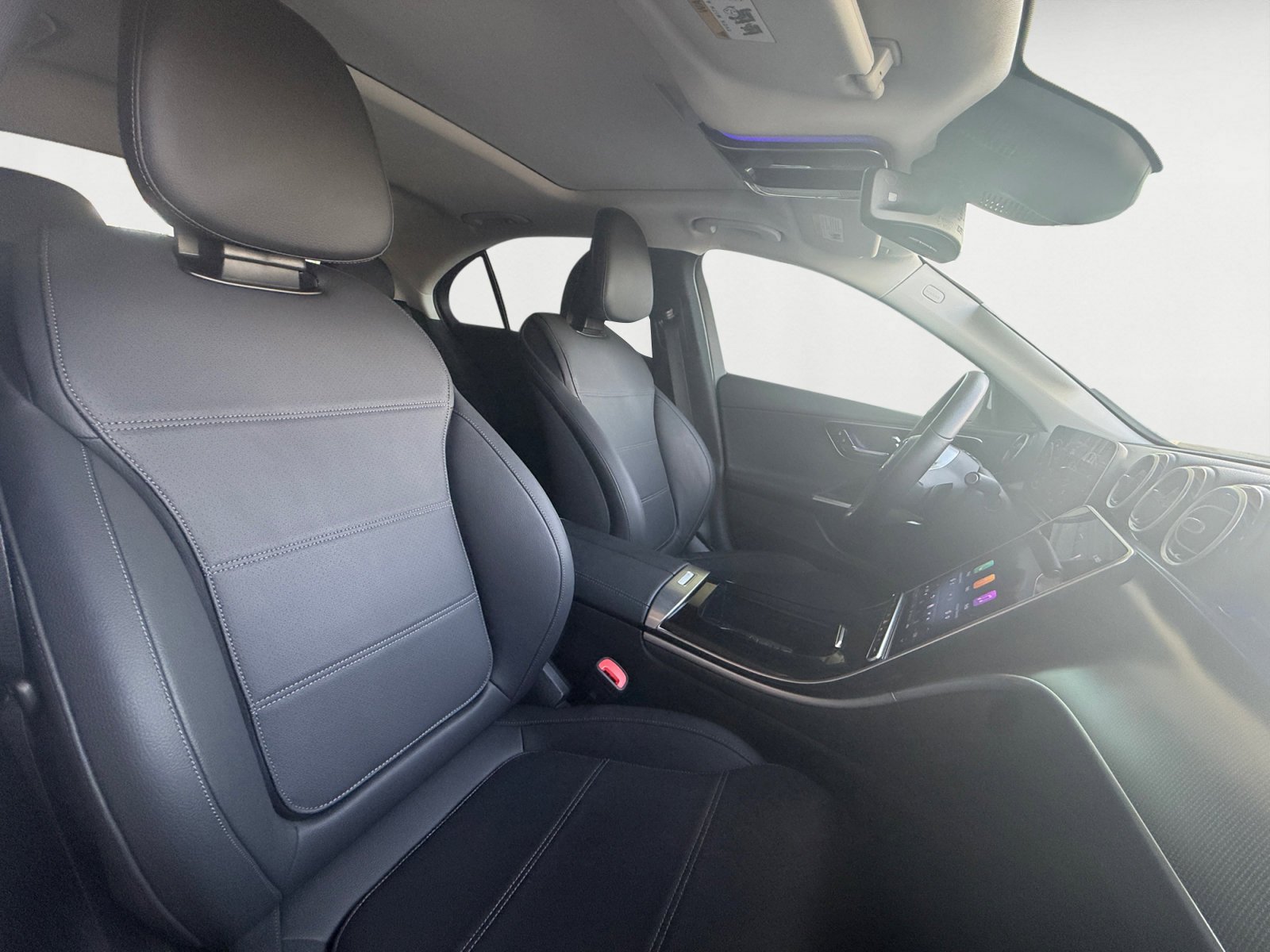 Used 2025 Polar White Mercedes-Benz C 300 image 15