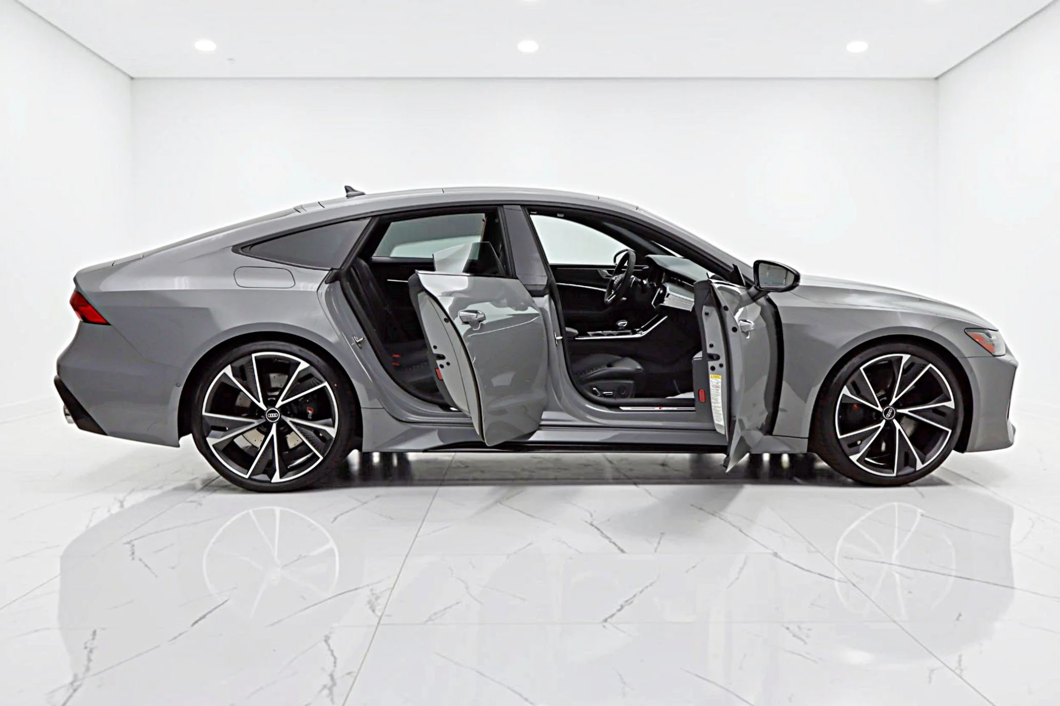 Used 2022 Gray Audi  image 15