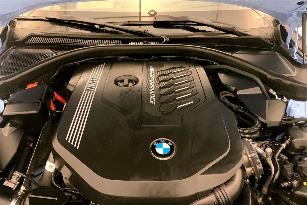 Used 2025 Zandvoort Blue BMW  image 9