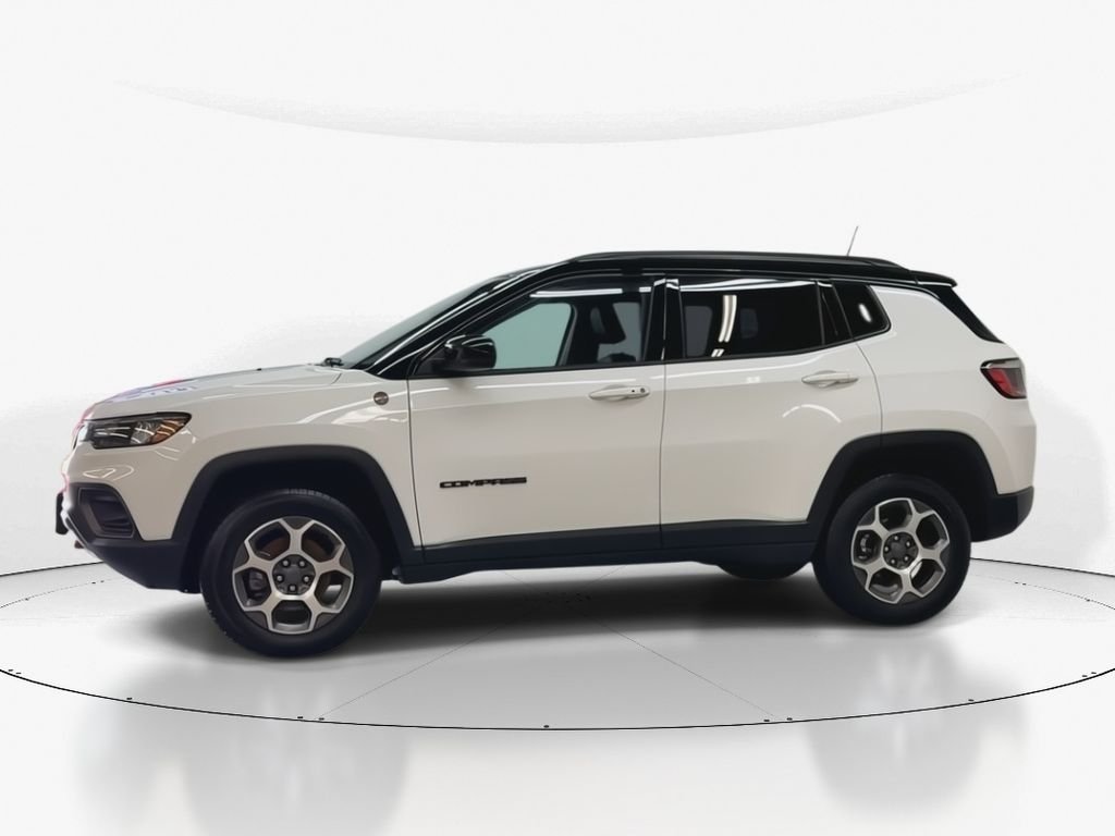 Used 2022 Bright White Clearcoat Jeep Trailhawk image 8