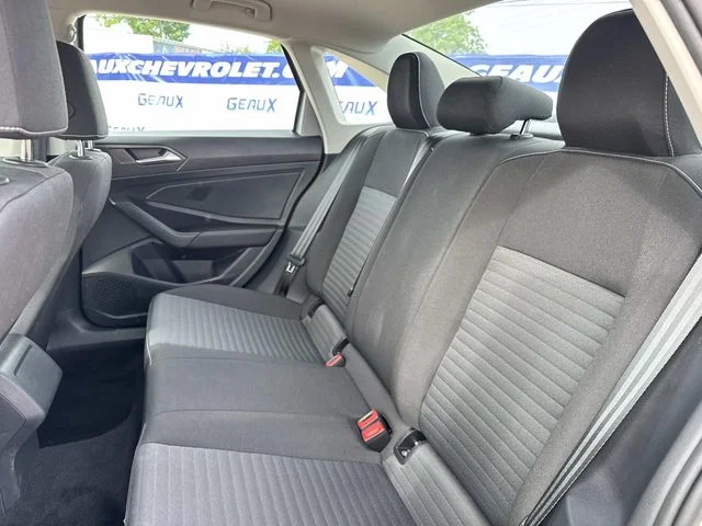 Used 2025 Silver Volkswagen 1.5T S image 32
