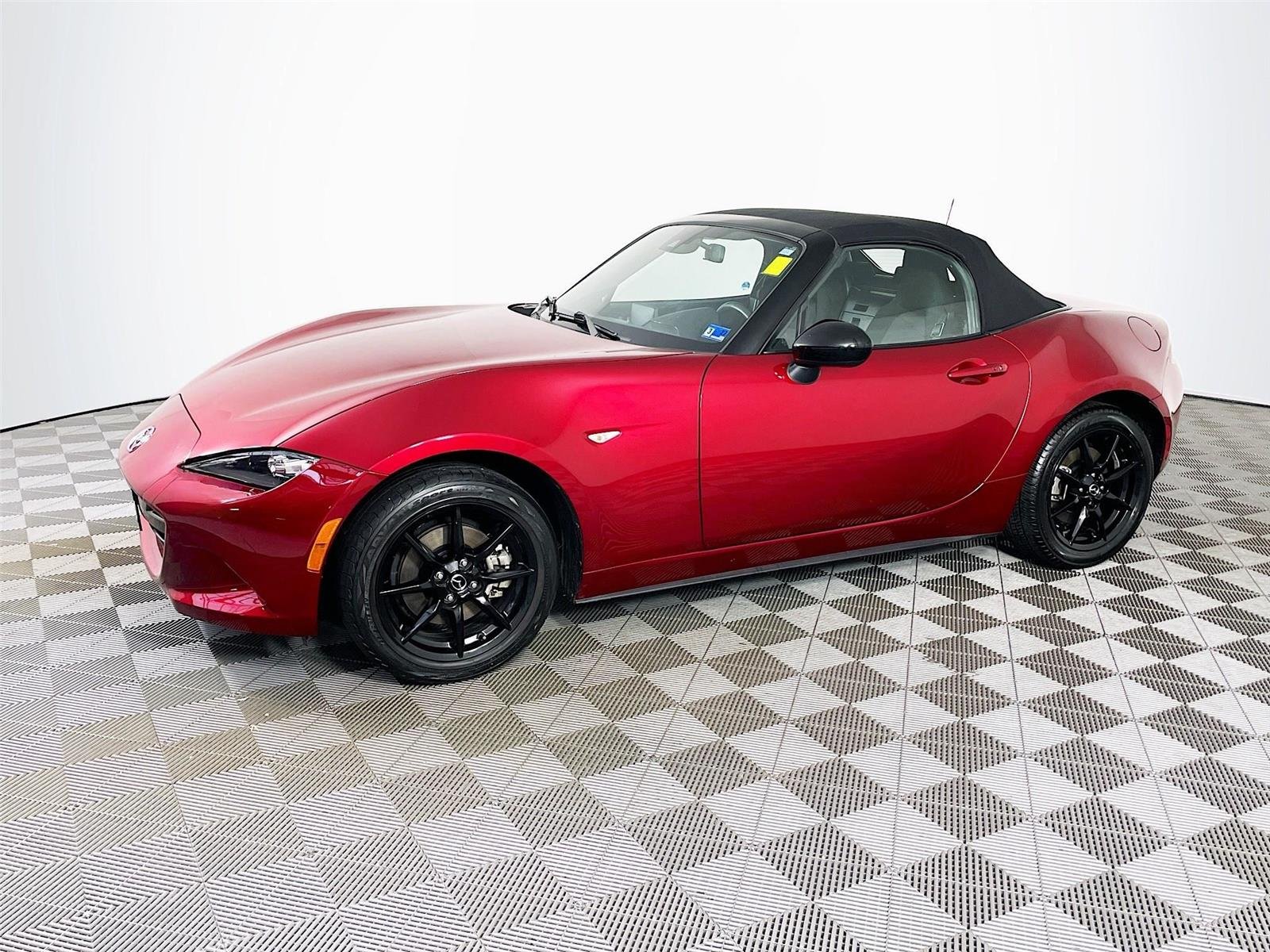 Used 2021 Soul Red Crystal Metallic Mazda Sport image 4