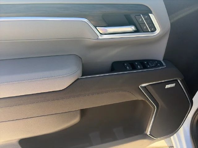 New 2026 White GMC SLT image 15