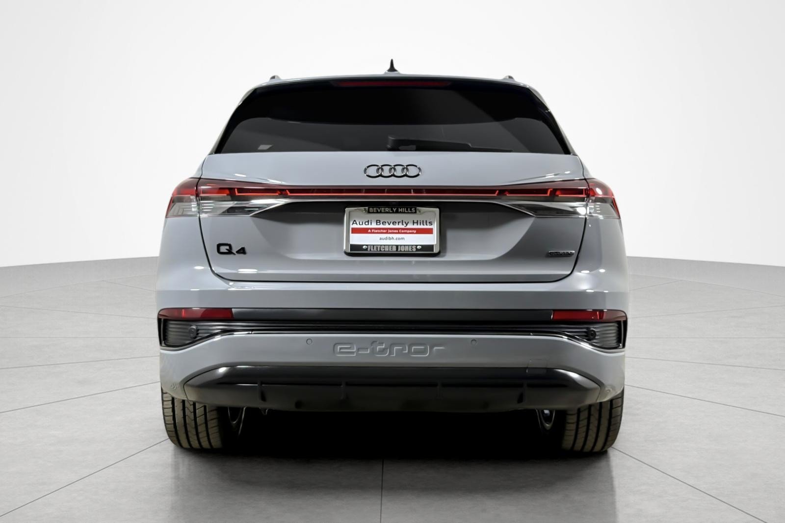 Used 2024 Pebble Gray Audi Premium Plus 50 quattro image 4
