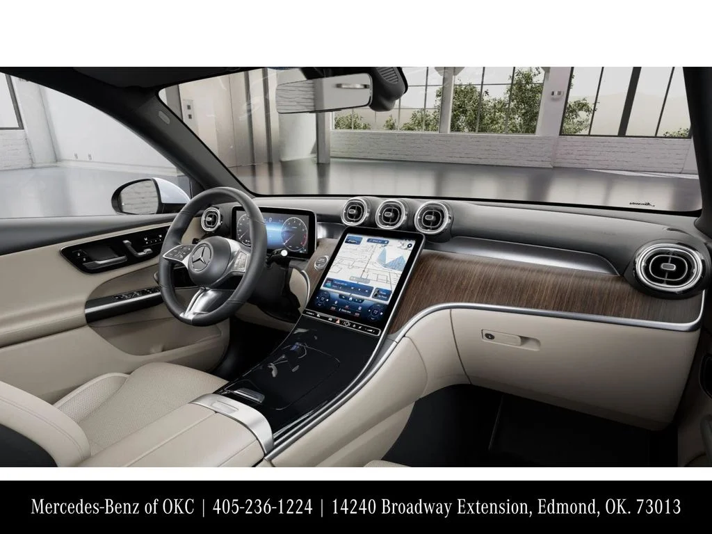Used 2026 White Mercedes-Benz GLC 300 image 6