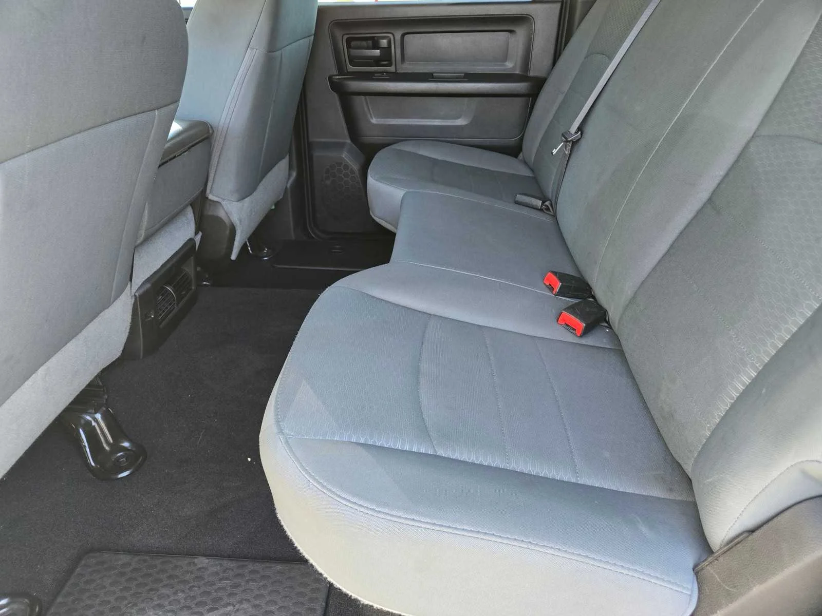 Used 2018  Ram Tradesman image 13
