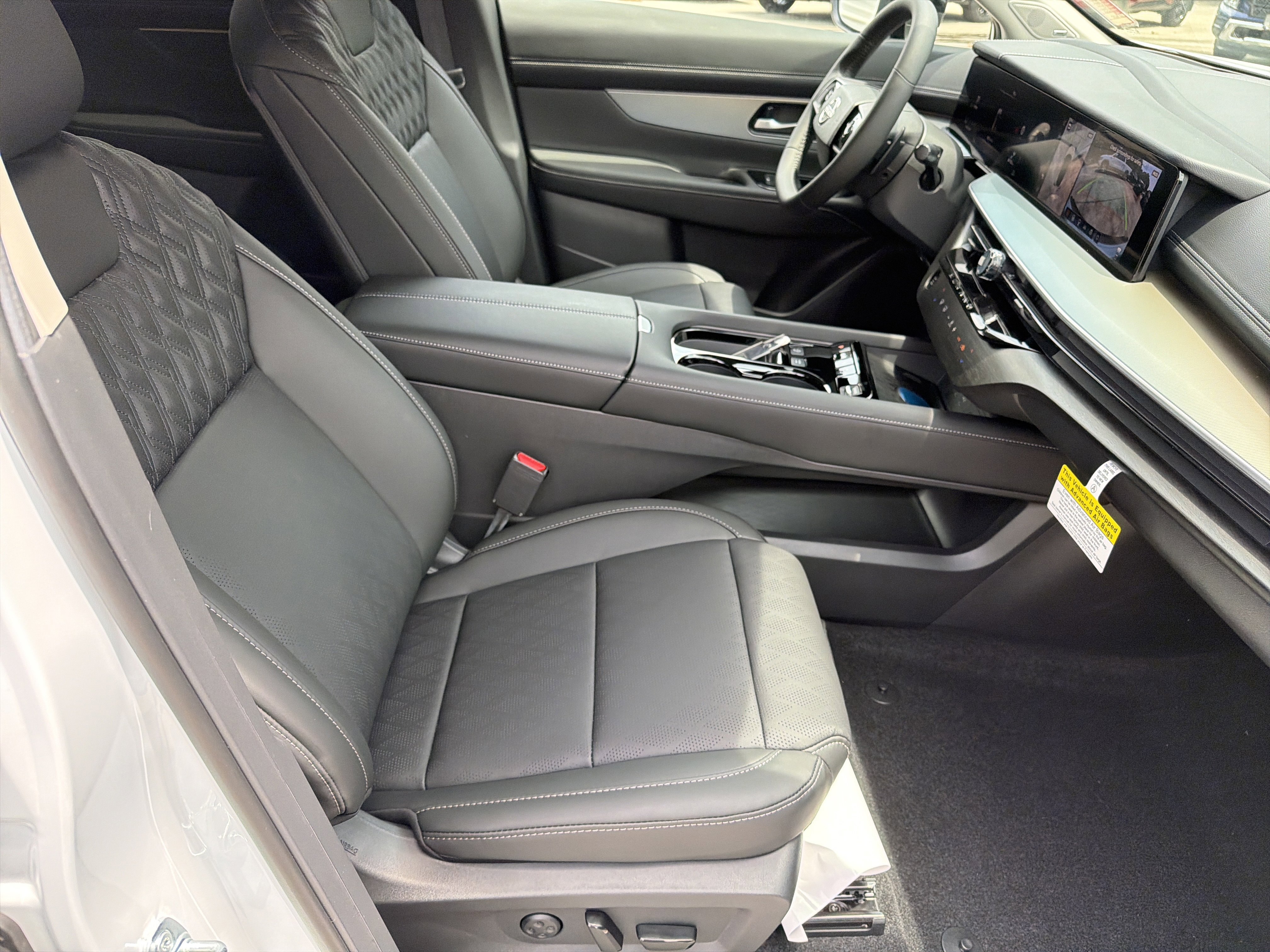 New 2026 Everest White Pearl Tricoat Nissan Platinum image 14