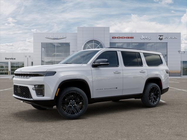 New 2026 Bright White Clear-Coat Exterior Paint Jeep Limited Reserve 4x4 image 28