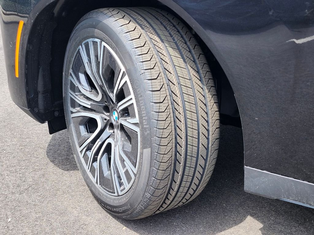New 2026 Black BMW 30 xDrive image 31