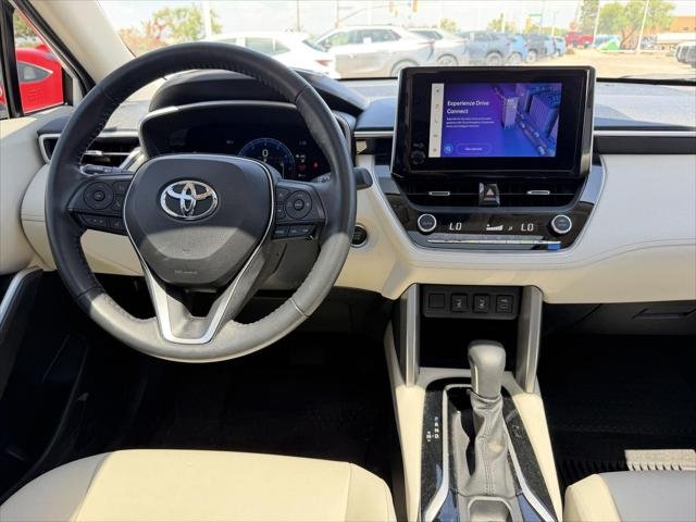 Certified Used 2023 WIND CHILL PEARL* Toyota  image 25