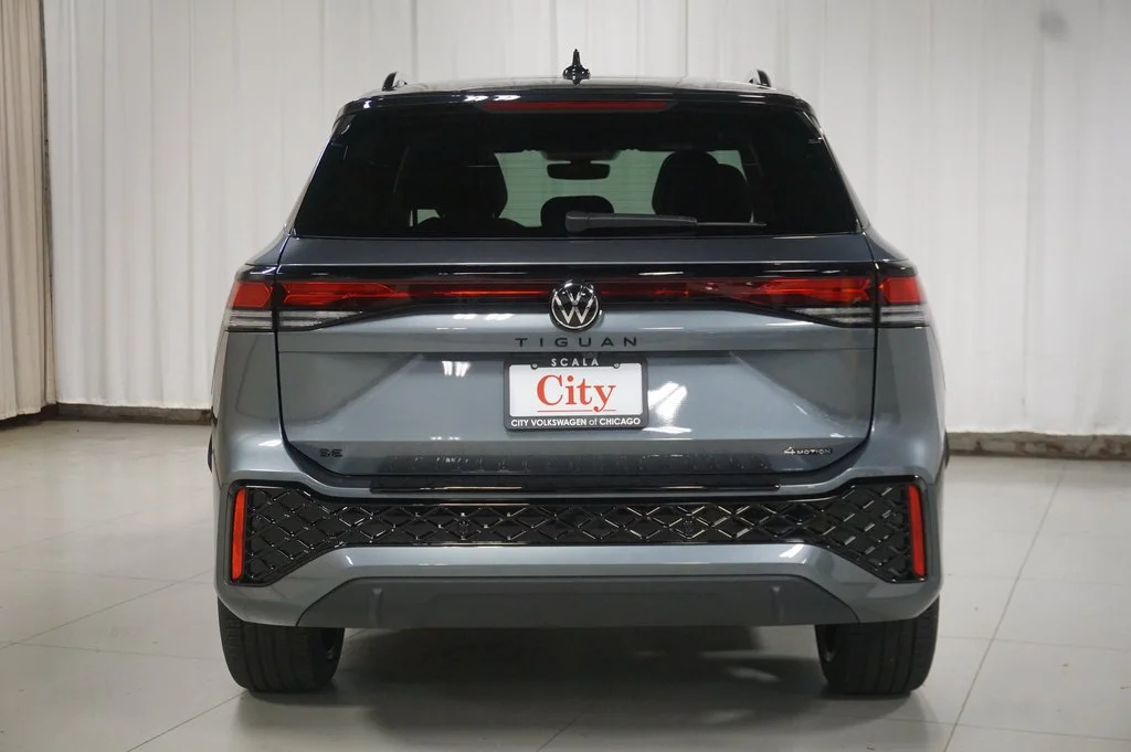 Certified Used 2026 Platinum Gray Metallic Volkswagen SE R-Line Black image 6