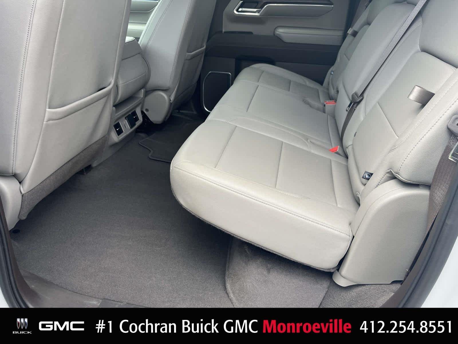 Used 2023 White Frost Tricoat GMC SLT image 22