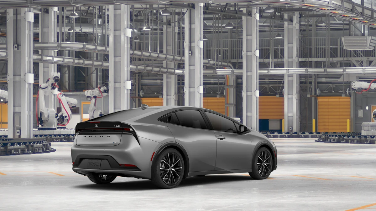 New 2027 Guardian Gray Toyota XLE image 10