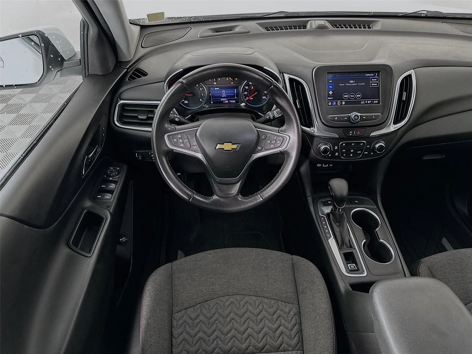Used 2022 Chevrolet Equinox LT with VIN 3GNAXUEV4NL289476 for sale in Winona, Minnesota
