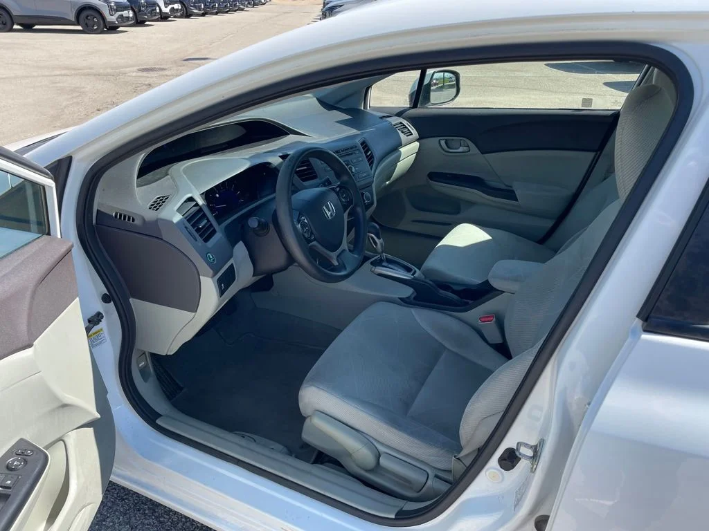 Used 2012 White Honda LX image 6