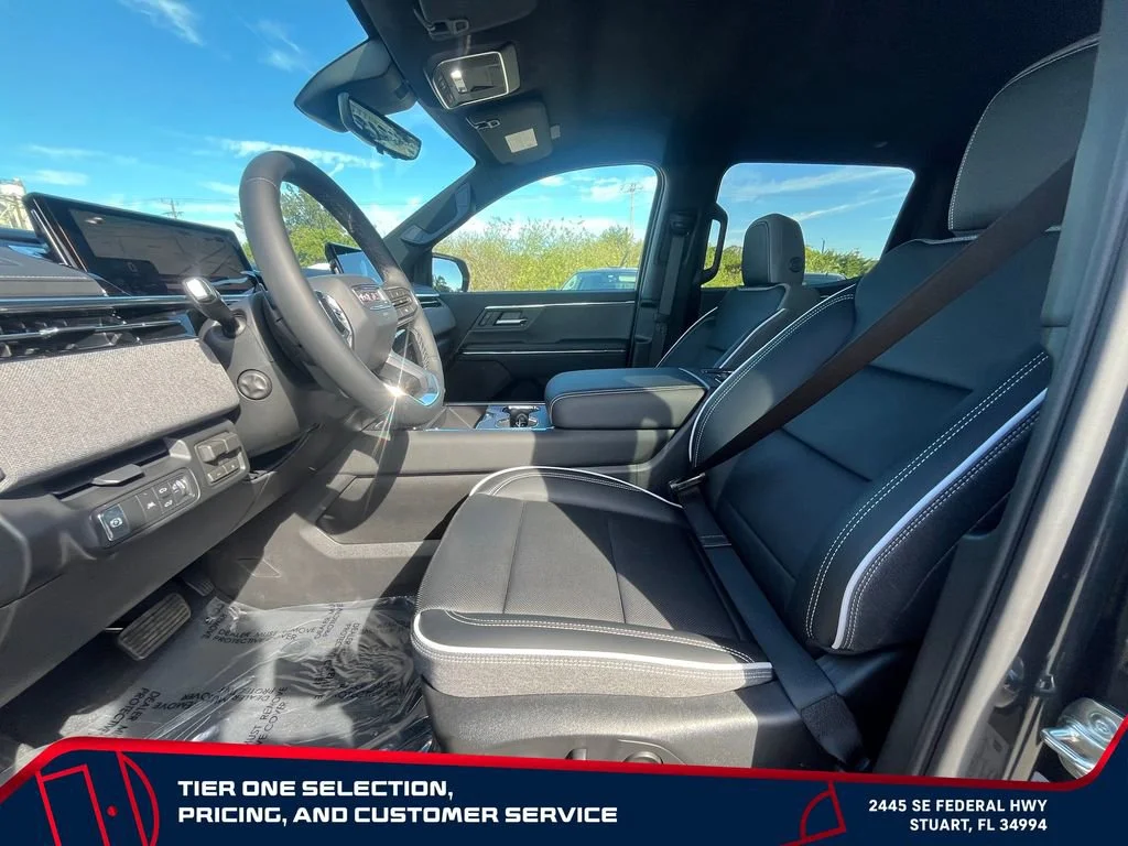 New 2026 Deep Ocean Metallic GMC Elevation Extended Range image 10