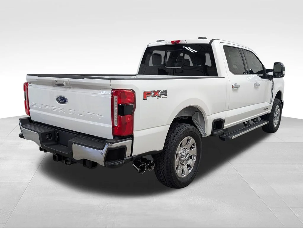 New 2026 Star White Metallic Tri-Coat Ford F-250® Lariat® image 27