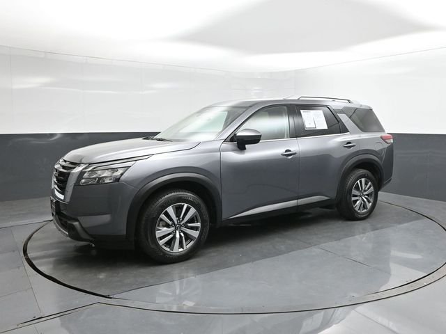 Used 2025 Gray Nissan SL image 1