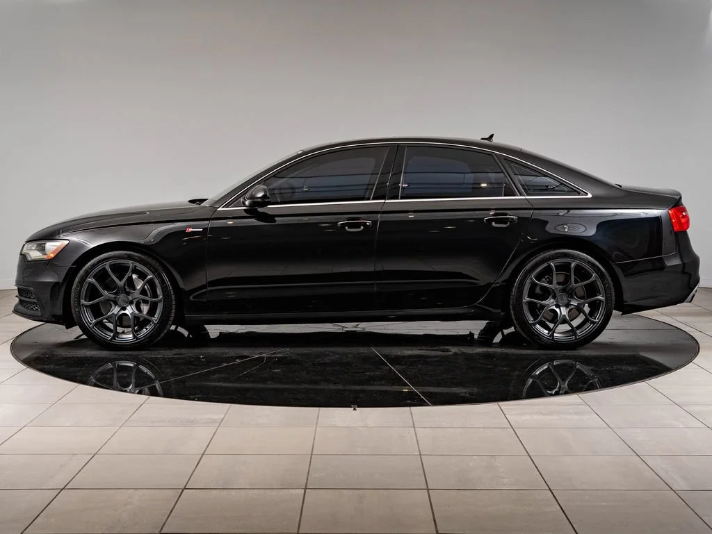 Used 2015 Phantom Black Pearl Audi 3.0T Premium Plus image 5