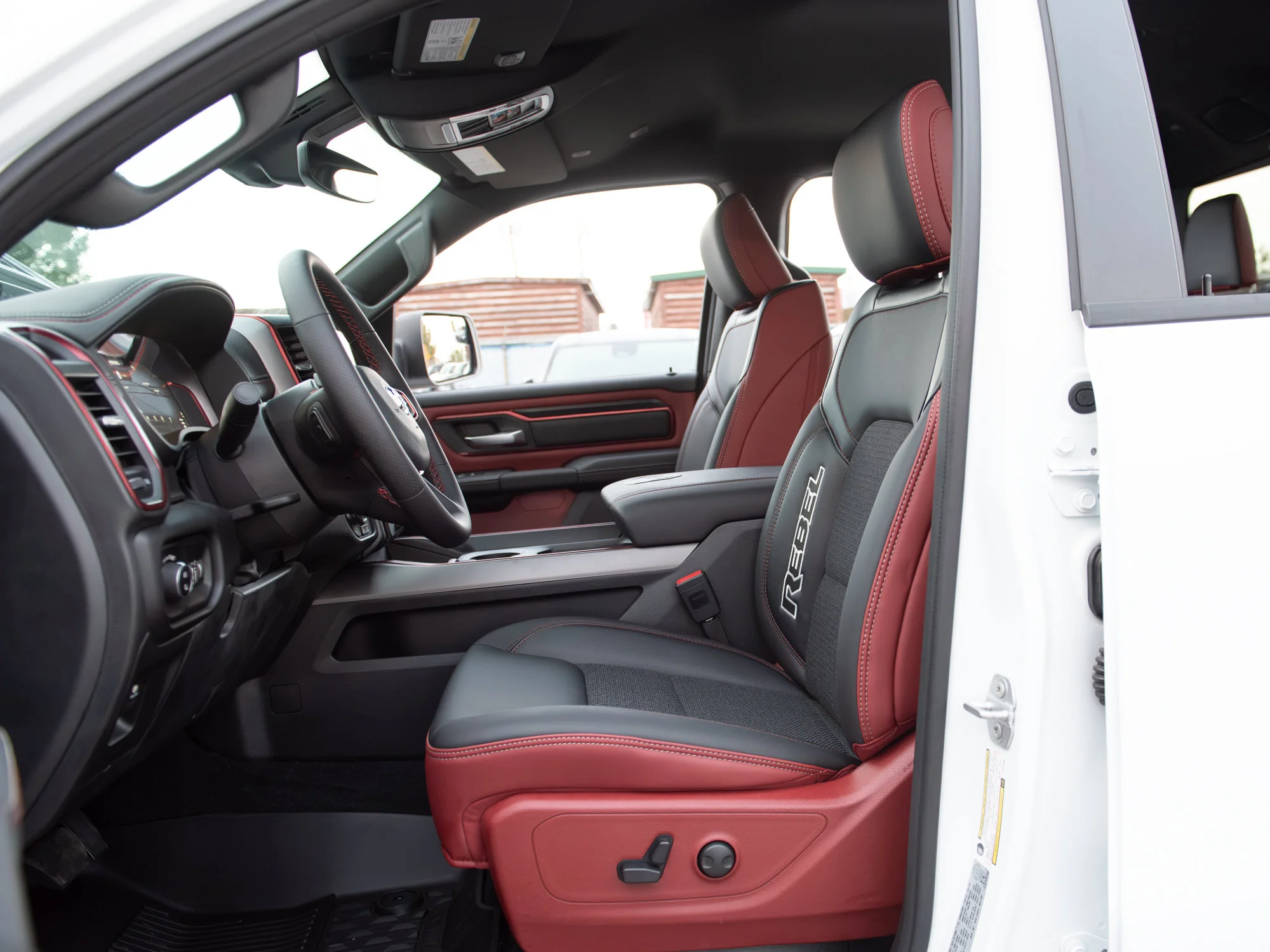 New 2026 White RAM Rebel* Crew Cab 4x4, Heated Seats/Wheel, 33 Inch A/T Tires, Rear Locking Diff image 21