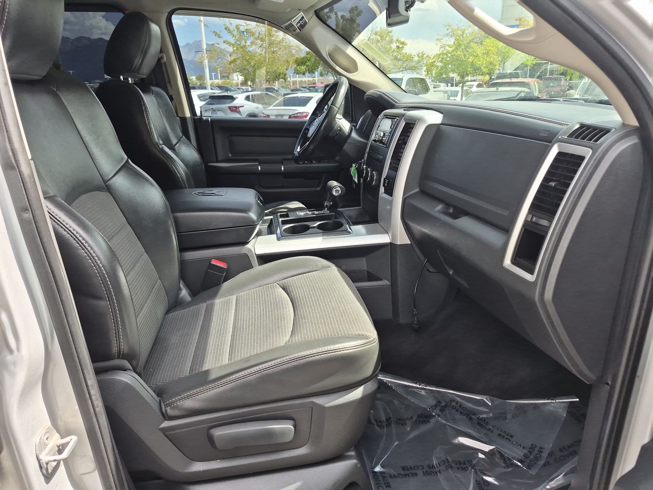 Used 2012  Ram Sport image 29
