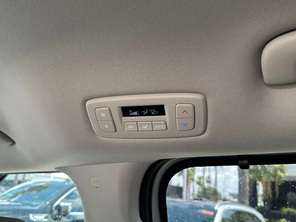 New 2026 White Kia EX image 25
