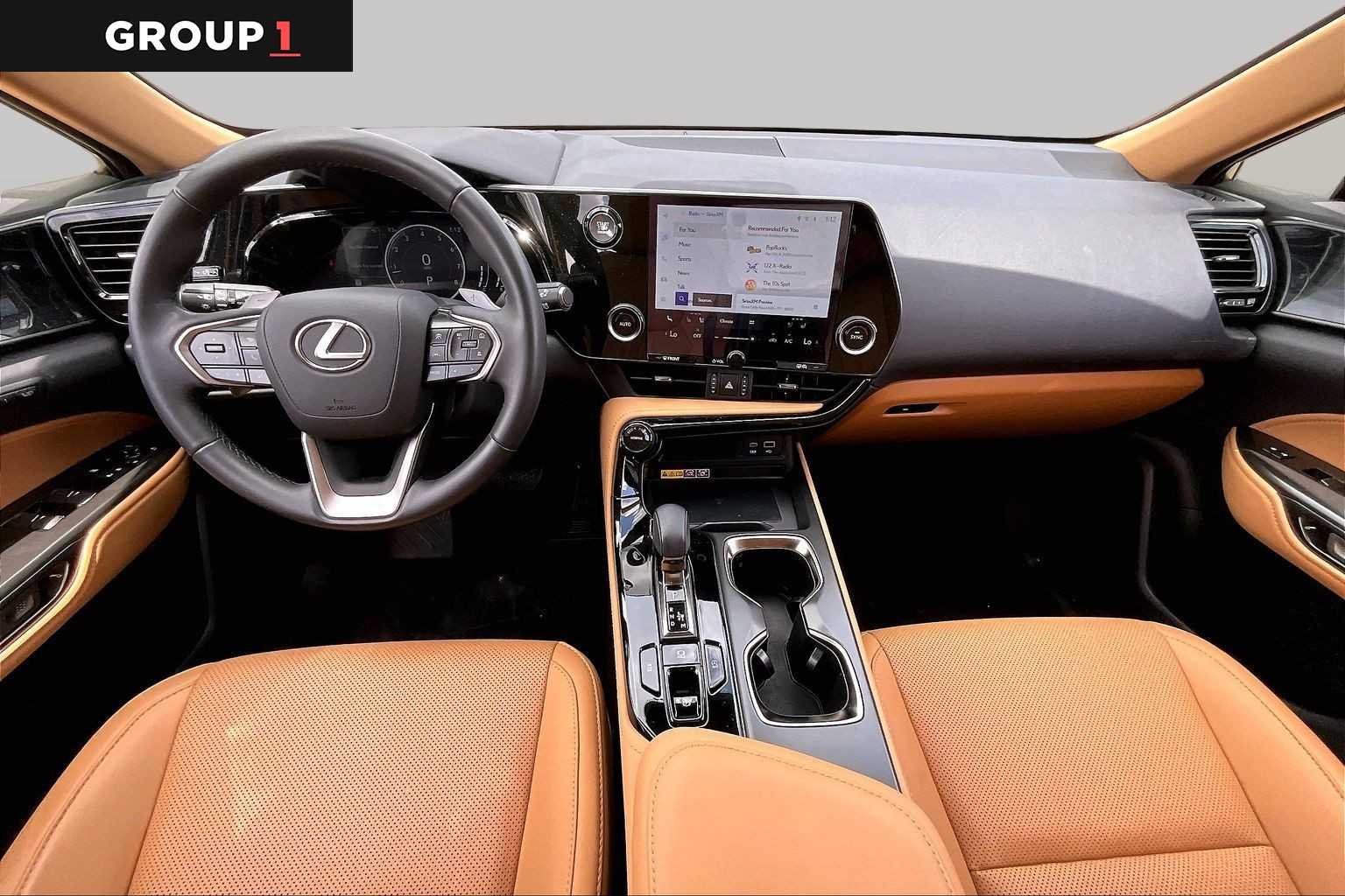 Used 2025 Eminent White Pearl Lexus Premium image 13