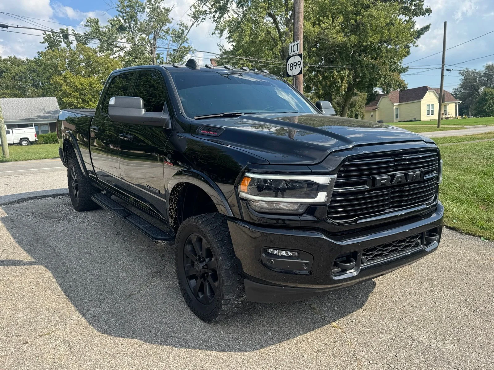 Used 2022 Black Ram Laramie image 8